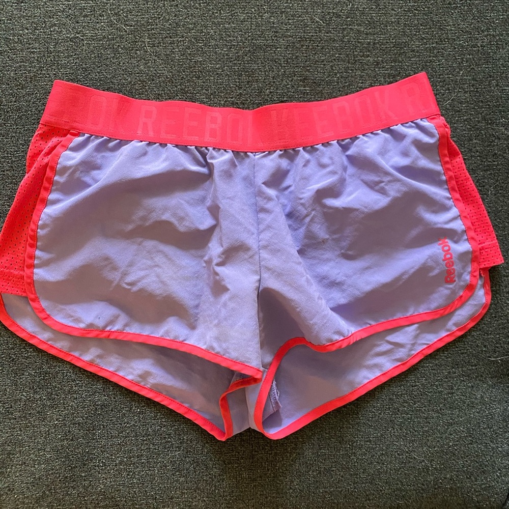 🔥 Bright Reebok running shorts